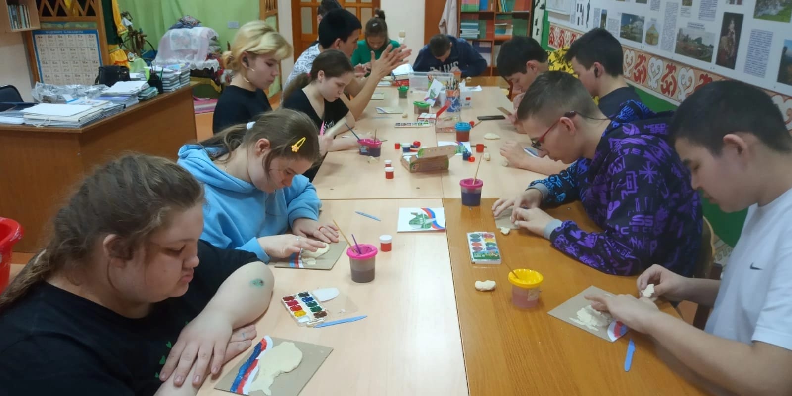 Мастер-класс по созданию изделий из соленого теста к Дню защитника Отечества!