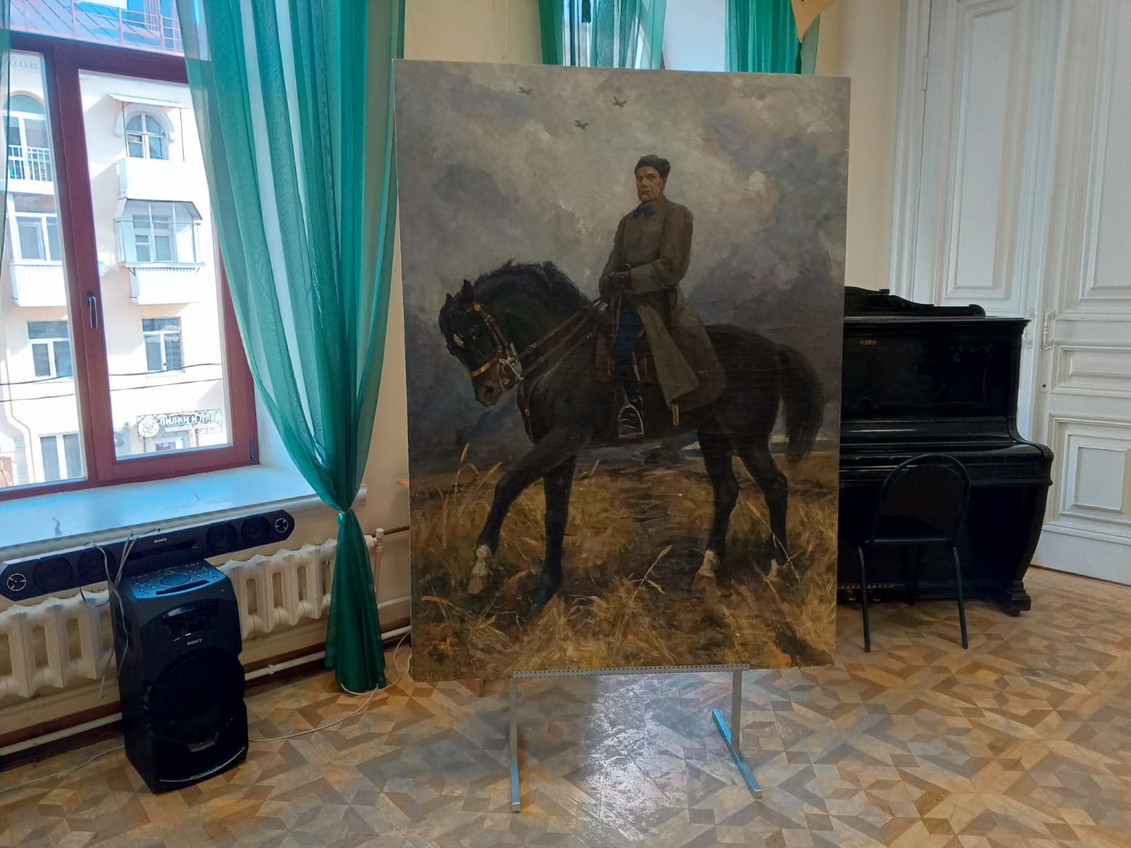 Экскурсия по второму корпусу Национальной библиотеки – Дому купца Чижова по выставке художника А. Храмова