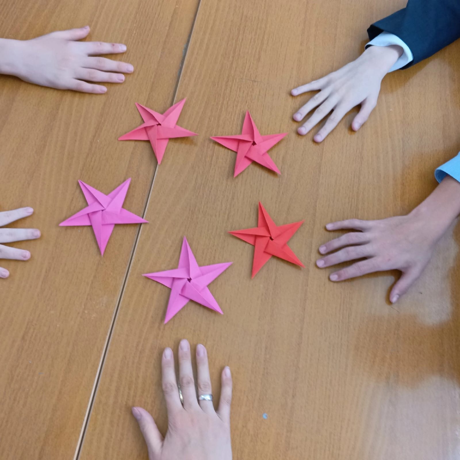 Мастер-класс по созданию объемной звезды в технике оригами ко Дню защитника Отечества!